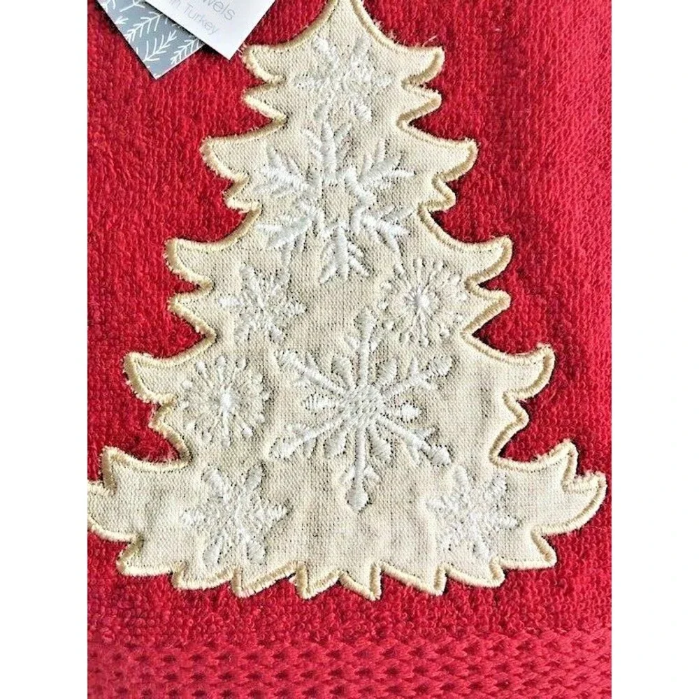 Christmas Tree Hand Towels Snowflake Appliqued Holiday Embroidered Red Set of 2